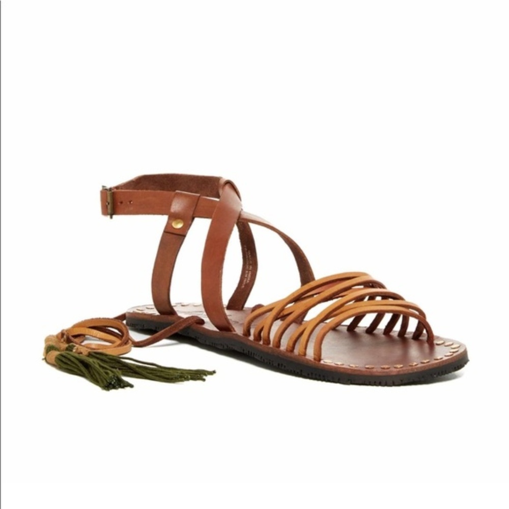 NWT Free People Willow sandals